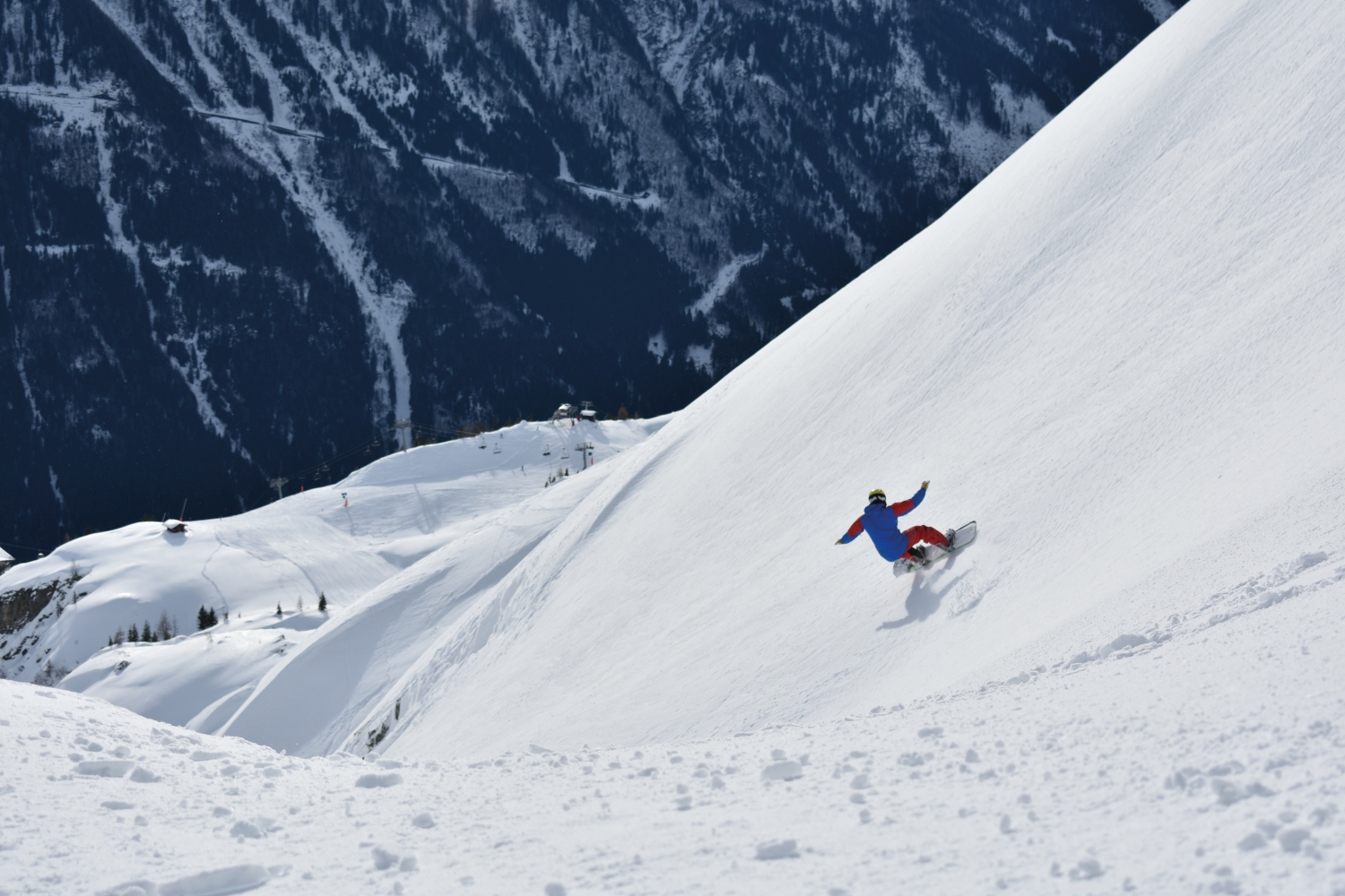 Snowboarding_Chamonix_France_CREDIT_Mike_Walker.JPG