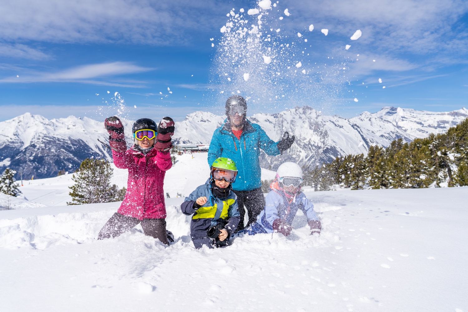 children-skiing-nendaz