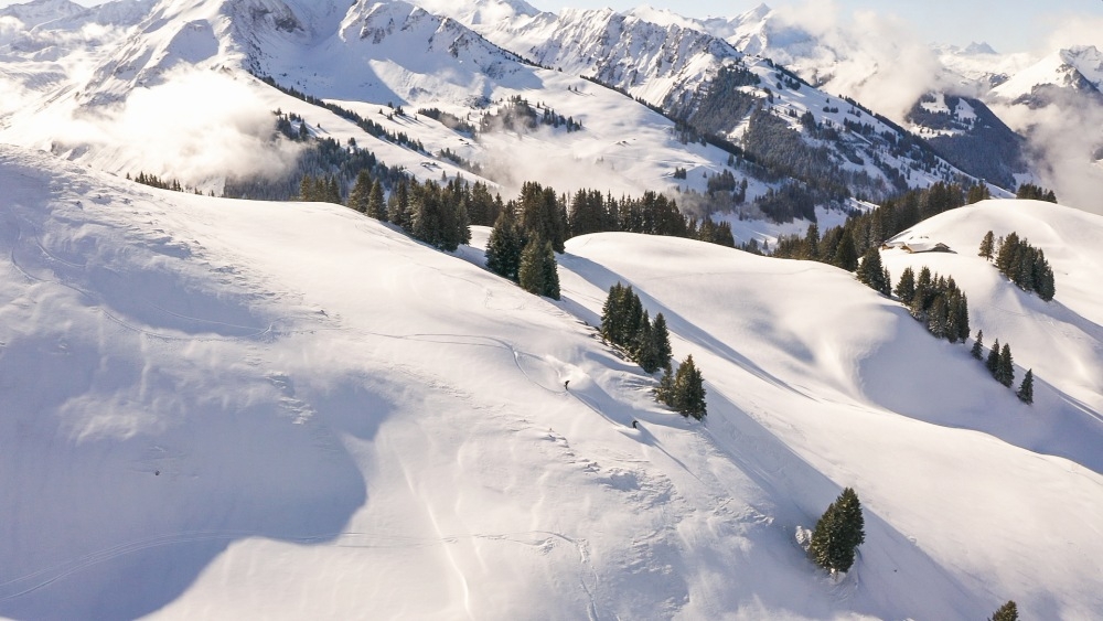10 Best Ski Resorts in Switzerland - Where to Go Skiing in the Swiss Alps –  Go Guides