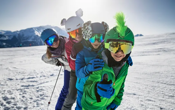 Kids skiing CREDIT iStock  Imgorthand