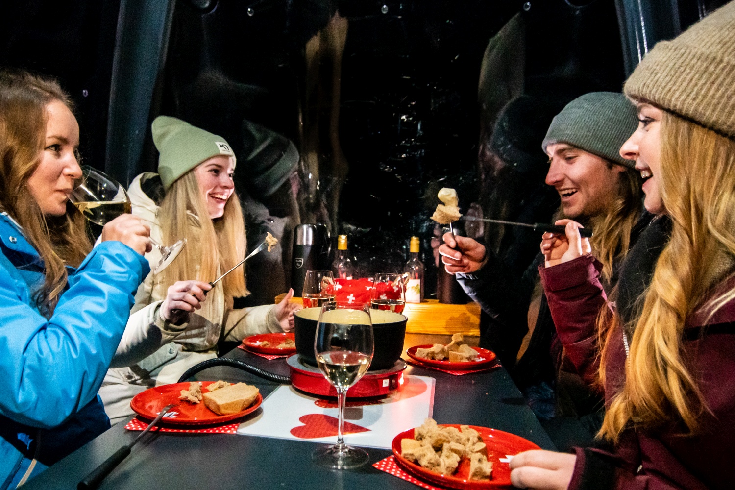 fondue-gondola-saas-fee