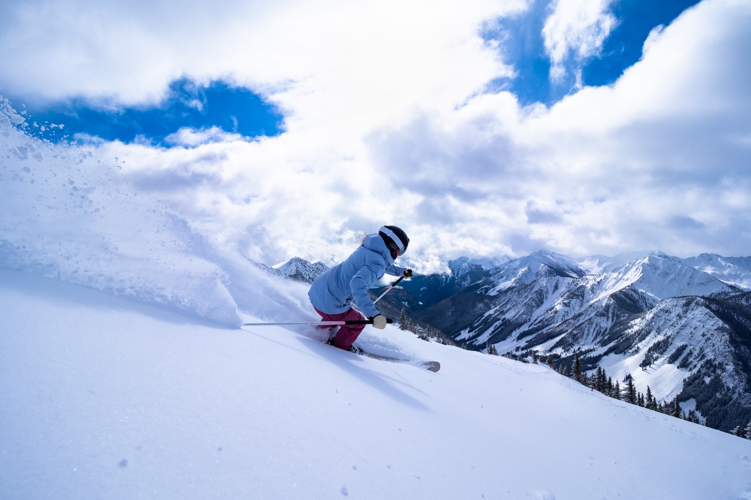 piste-skiing-golden