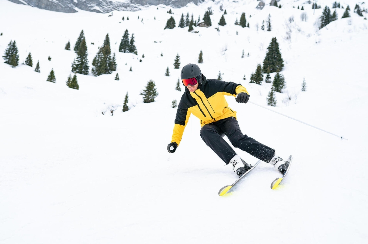 Decathlon Wedze 500 Sport Ski Jacket Review: Top Warmth and Build Quality  for On-Piste Fun review - Snow Magazine